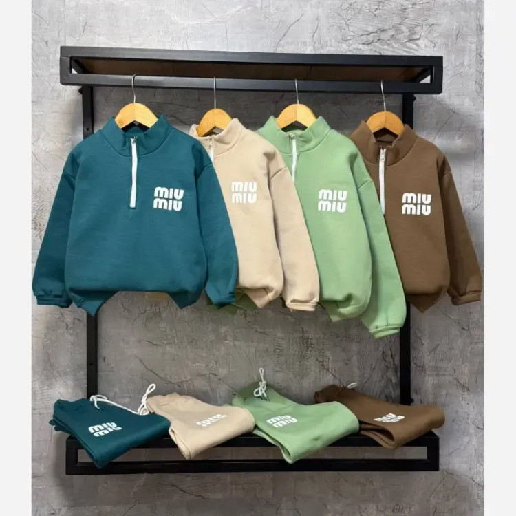 ست بلوز نیم زیپ و شلوار توکرکی مدل Miu Miu