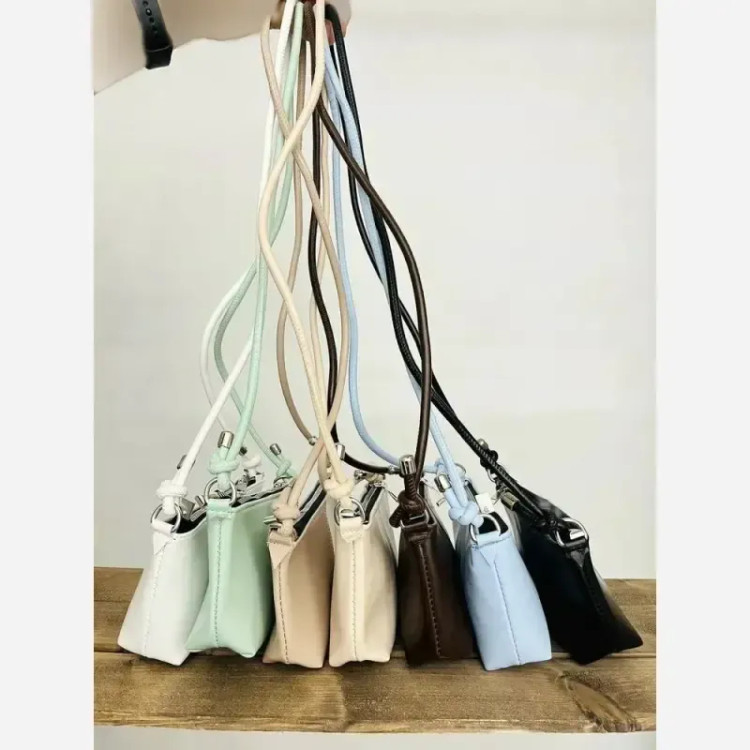 کیف فانتزی صابونی شیک رنگ بندی متنوع سایز 22 در 12