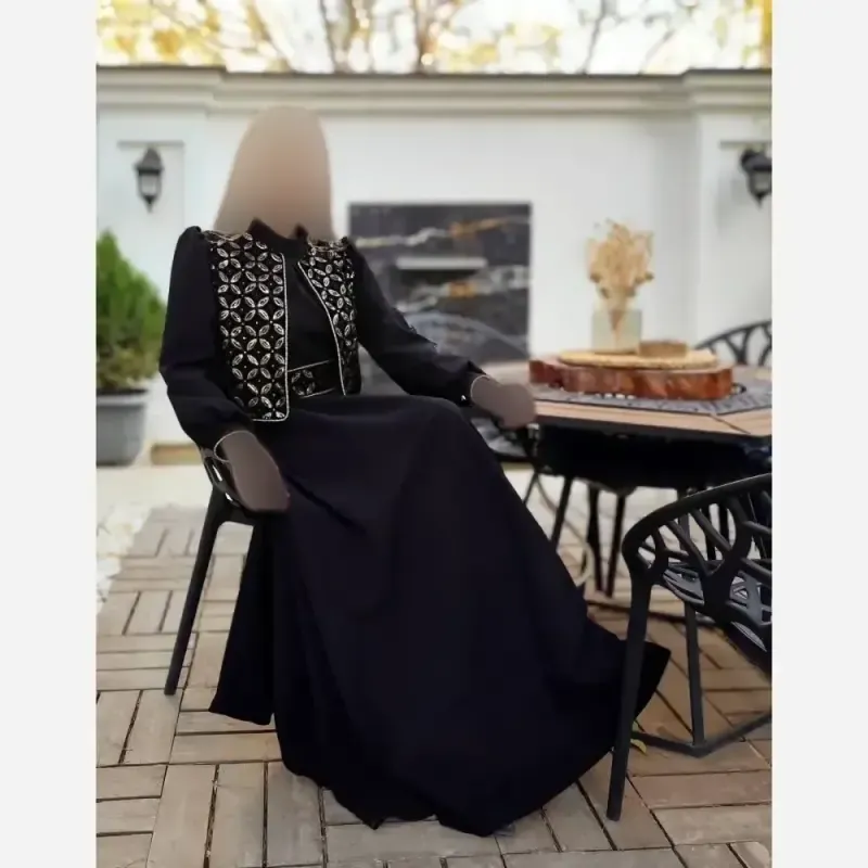 سه تیکه پیراهن و جلیقه و کمربند زرین کرپ مازراتی مشکی