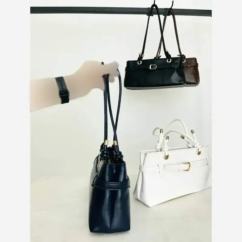 کیف اسپرت شیک متریال وارداتی رنگبندی مشکی شکلاتی سرمه ای