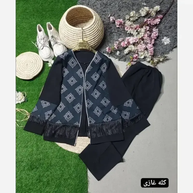 کت تک زنانه نانسی جنس سوپرمازراتی اعلا رنگ کله غازی و فیروزه ای سایز فری 38 تا 46 مغزی دوزی نقره ای